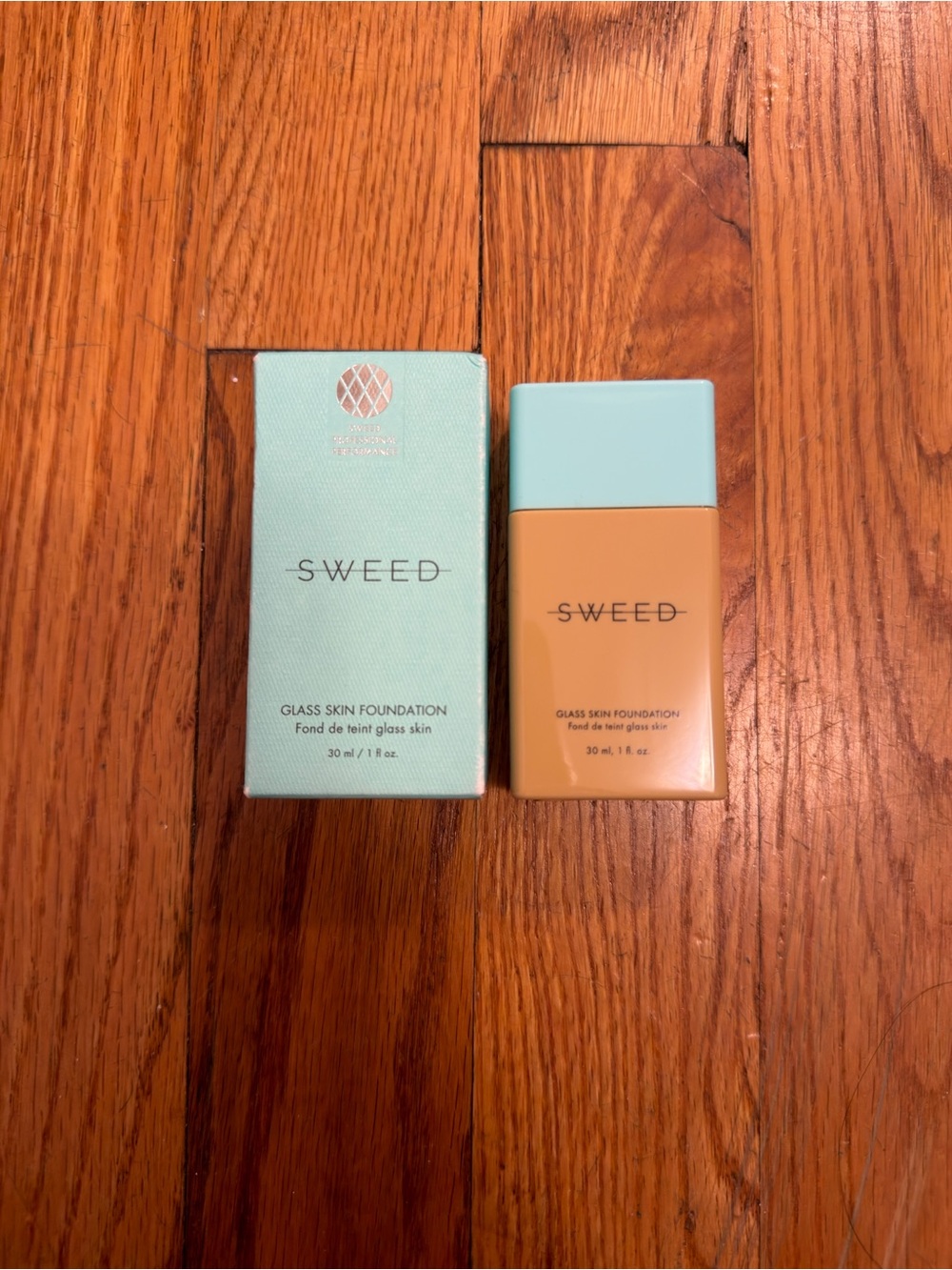 Sweed Glass Skin Foundation